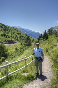 Pere on the trail that heads down the mountain.